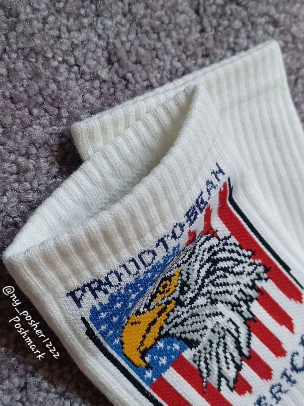 𝙿𝚁𝙾𝚄𝙳 𝚃𝙾 𝙱𝙴 𝙰𝙽 𝐀𝐌𝐄𝐑𝐈𝐂𝐀𝐍 American Flag/Eagle Crew Socks White